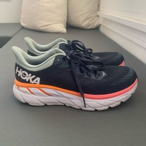 Hoka Clifton